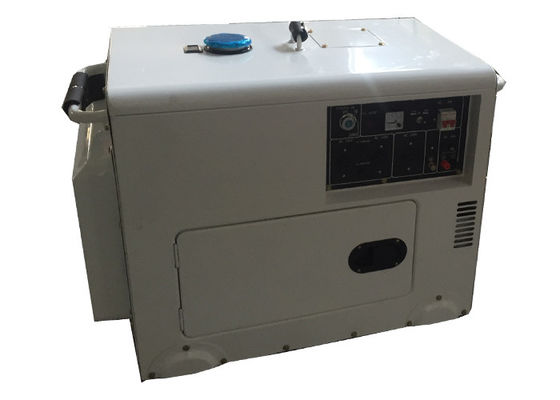 50-65 ডিবি গোলমাল স্তর 3000rpm/3600rpm ইঞ্জিন গতি এবং 10KVA পাওয়ার রেট সহ ছোট পোর্টেবল জেনারেটর